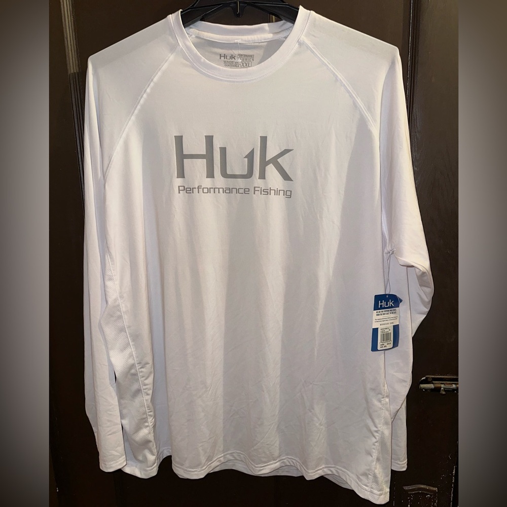 Men’s Huk Fishing microfiber shirt NWT